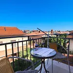 Apartment Miani *